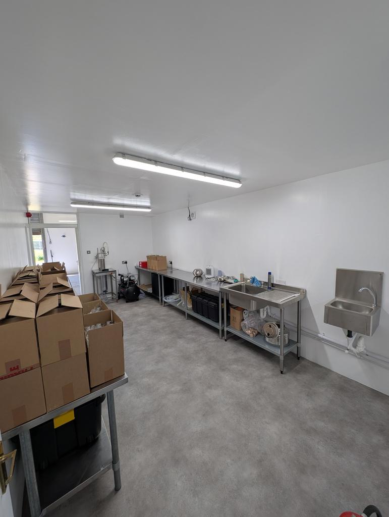 Pxl 20250513 120752290