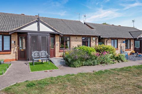 2 bedroom bungalow for sale, Braunston Road, Oakham, Rutland