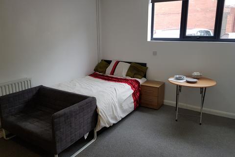 Studio to rent, 1-3 Saxby Street