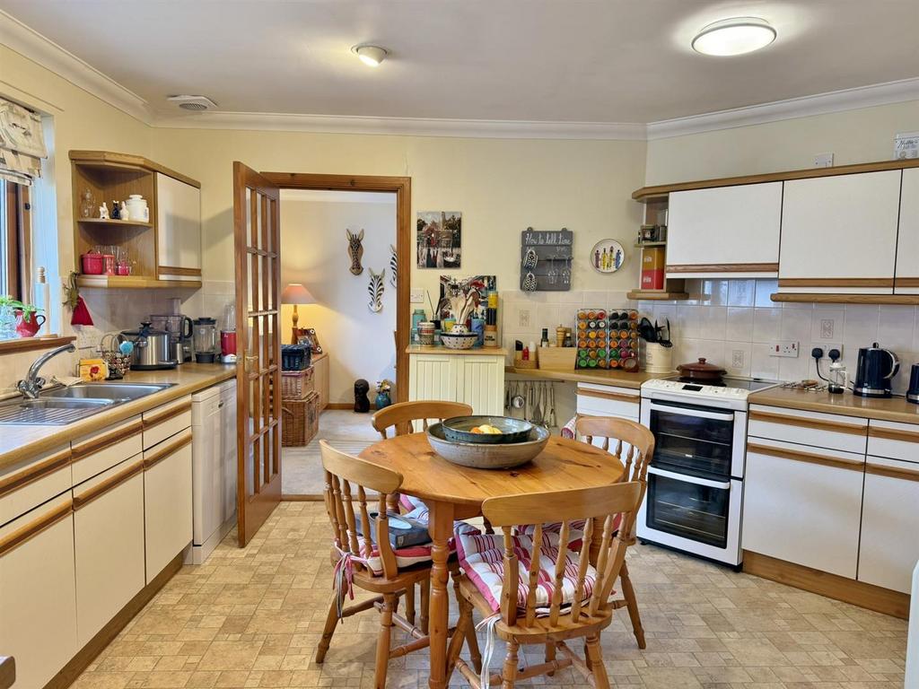 Kitchen to dining room