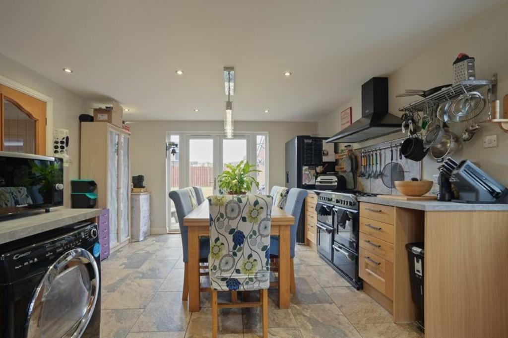 Kitchen 3