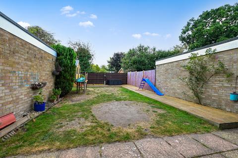undefined, Acorn Road, Camberley GU17