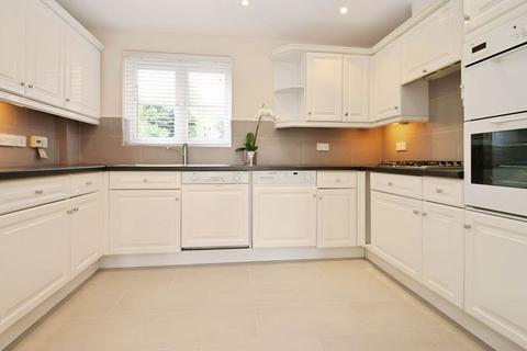 undefined, Hanover Court, 432 Uxbridge Road