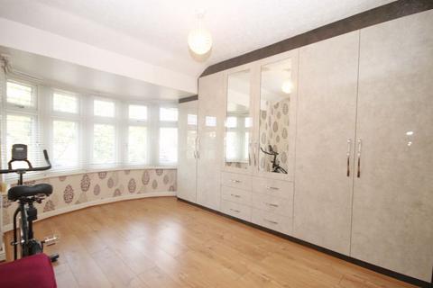 3 bedroom semi-detached house for sale, Western Avenue, Greenford