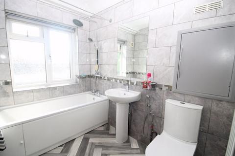 3 bedroom semi-detached house for sale, Western Avenue, Greenford