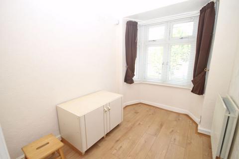 3 bedroom semi-detached house for sale, Western Avenue, Greenford