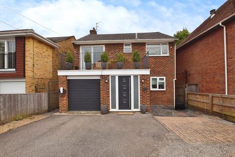 4 bedroom detached house for sale, Devizes Road, Salisbury