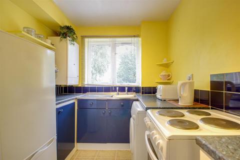 1 bedroom flat for sale, Larmans Road, Enfield