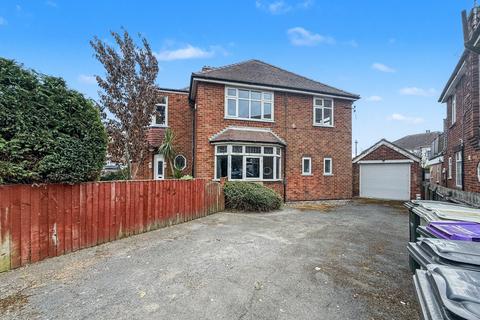5 bedroom house for sale, Castleton Boulevard, Skegness, PE25