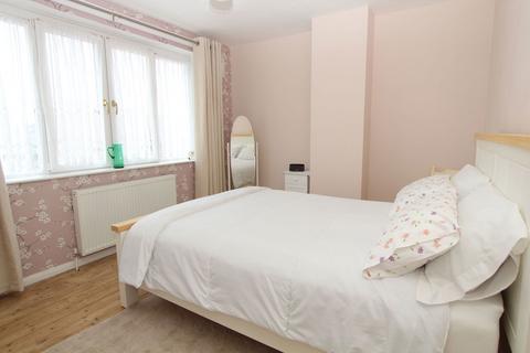 4 Wavell Road, Brierley Hill, DY5 2EX