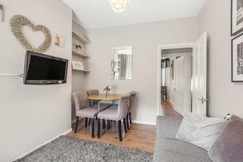 Macfarlane Road, Shepherds Bush
