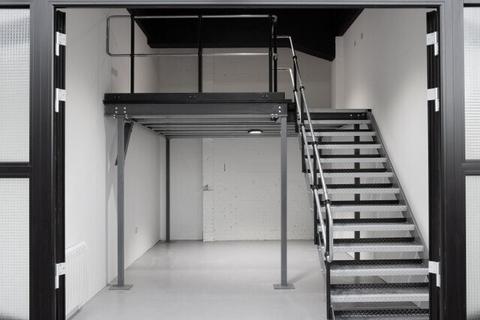 Industrial unit to rent, 284 Water Rd Wembley HA0 1HX