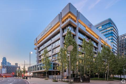 Office to rent, 10 Whitechapel High St London E1 8DX