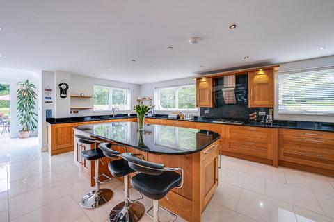undefined, Saint Hill Road, East Grinstead RH19