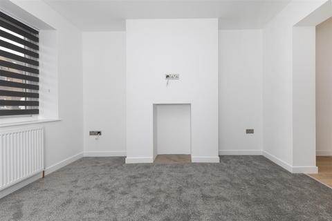 3 bedroom semi-detached house for sale, Westfield Avenue, Huddersfield HD3