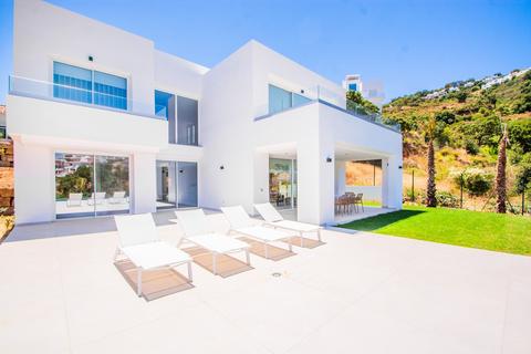 3 bedroom villa, La Mairena