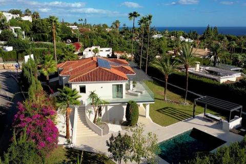 5 bedroom villa, Sierra Blanca, Spain