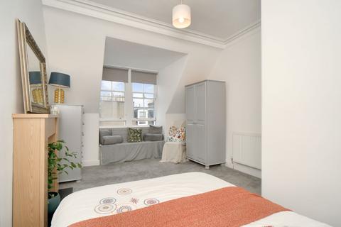 undefined, 4F2, 33 Gardner's Crescent, Fountainbridge, Edinburgh, EH3 8DF