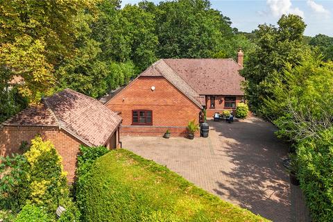 undefined, Hillside, Reading RG7
