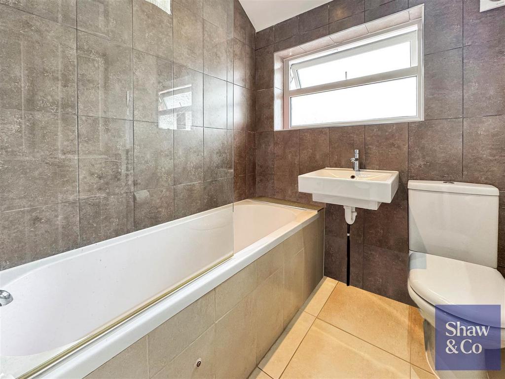Bathroom.jpeg