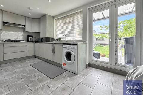3 bedroom terraced house for sale, Westbrook Road, Hounslow TW5