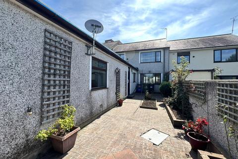 undefined, Bro Tudur, Llangefni, Anglesey, LL77
