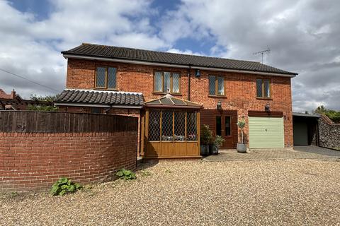 undefined, HARLESTON