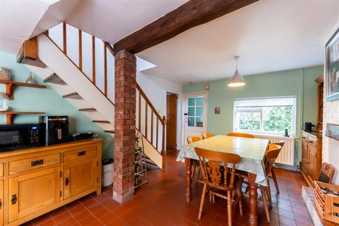3 bedroom cottage for sale, Brookside, Frodsham WA6
