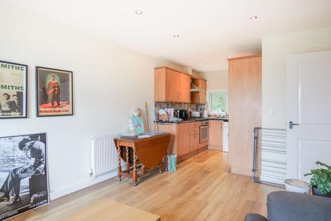 2 bedroom flat for sale, Thelwall New Road, Grappenhall WA4