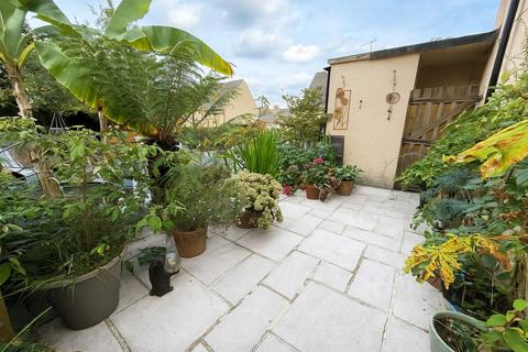 3 bedroom semi-detached house for sale, Devereaux Crescent, Stroud, GL5