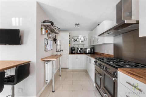 5 bedroom detached house for sale, Violet Walk, Evesham WR11