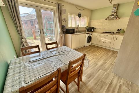 16 Cinders Crescent, Cinderford, GL14 2GB