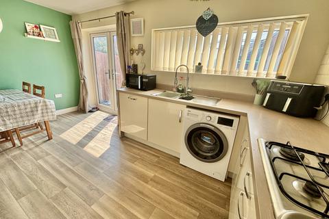 16 Cinders Crescent, Cinderford, GL14 2GB