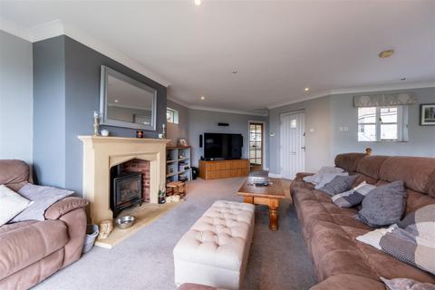 4 bedroom detached house for sale, Redhill Road, Kelsall