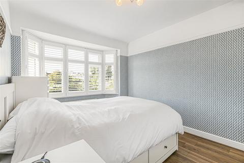 5 Sunbury Road, Sutton, SM3 9AR