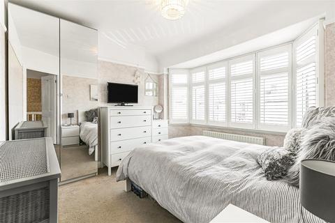 5 Sunbury Road, Sutton, SM3 9AR