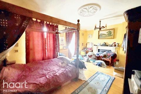 undefined, Maidstone Road, Rochester