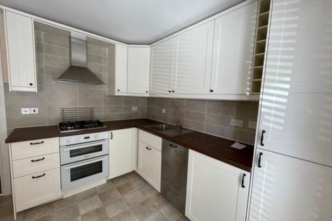 2 bedroom flat to rent, St Stephen Street, Stockbridge EH3