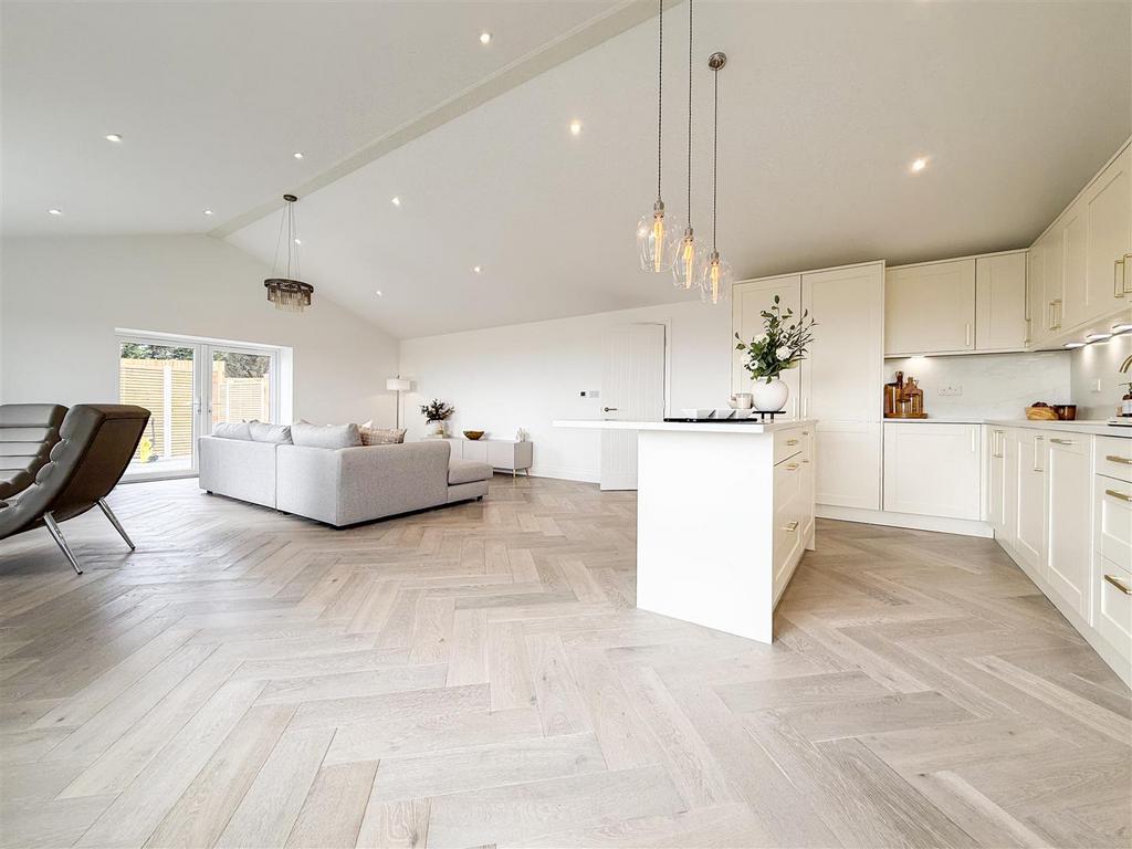 Lounge / kitchen