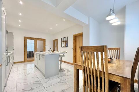 3 bedroom terraced house for sale, Swift Street, Barnsley
