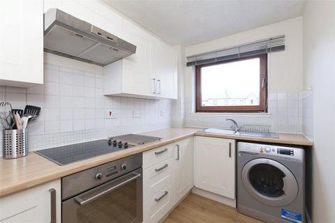 2 bedroom flat to rent, Timber Bush, The Shore, Edinburgh, EH6