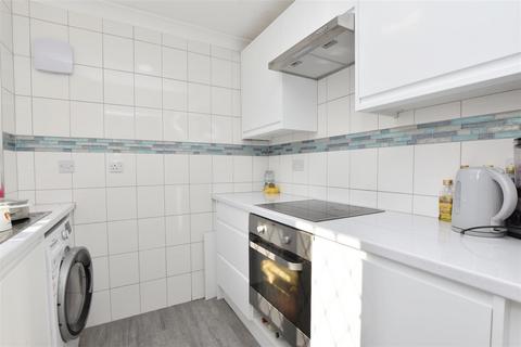 1 bedroom house for sale, Abbey Drive, Abbots Langley