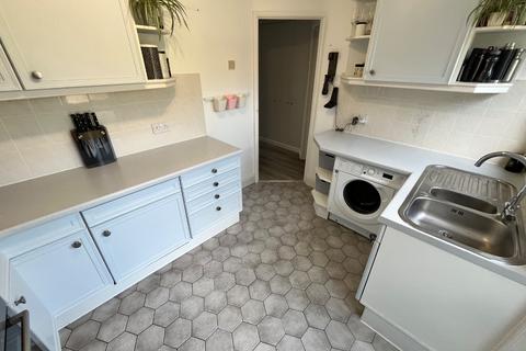 undefined, Chesford Road, Luton, Bedfordshire, LU2 8DS