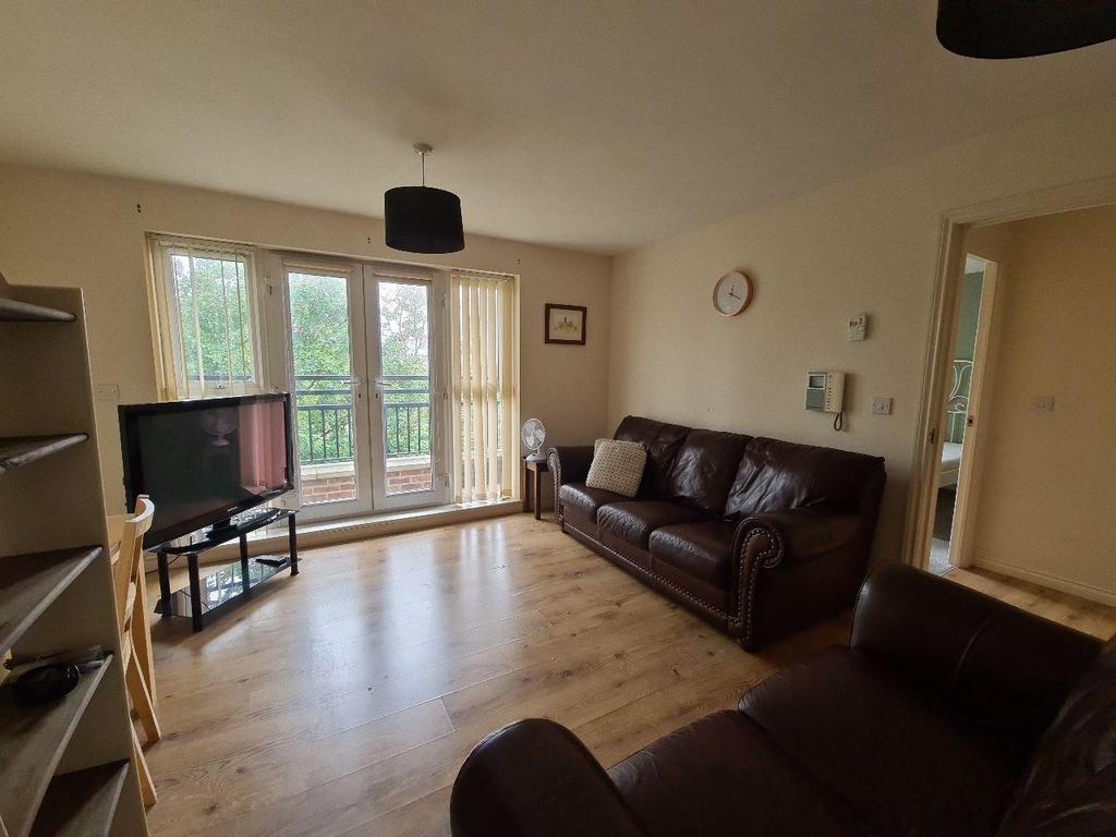 Lounge - 668355230.jpg