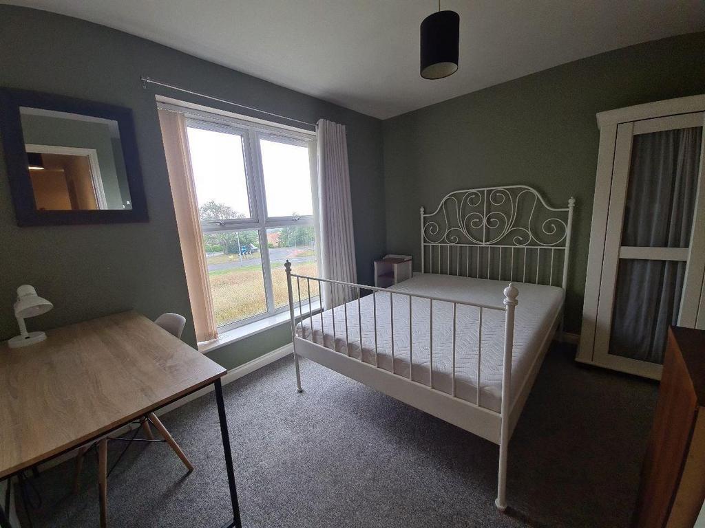 Bedroom-2 - 668355494.jpg