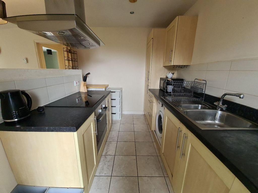 Kitchen - 668354992.jpg