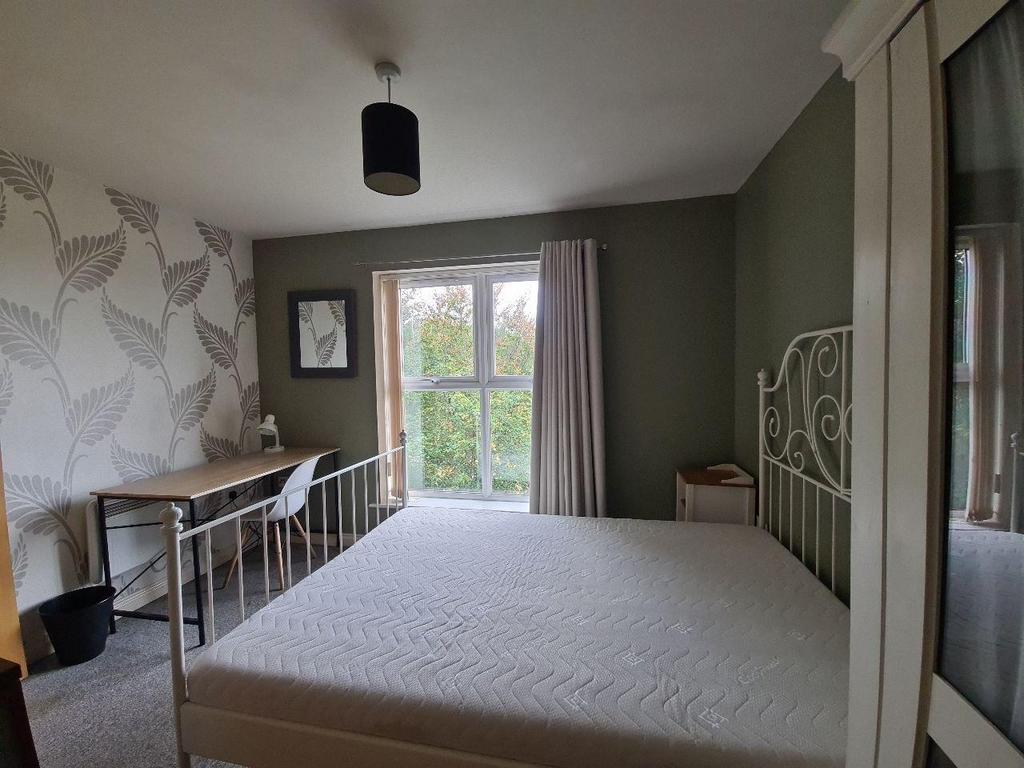 Bedroom-2 - 668355490.jpg