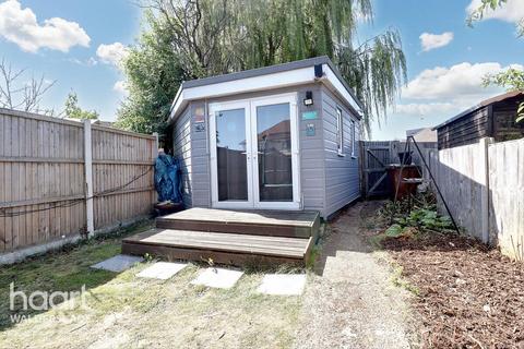 70 Binland Grove, Chatham, ME5 9UT