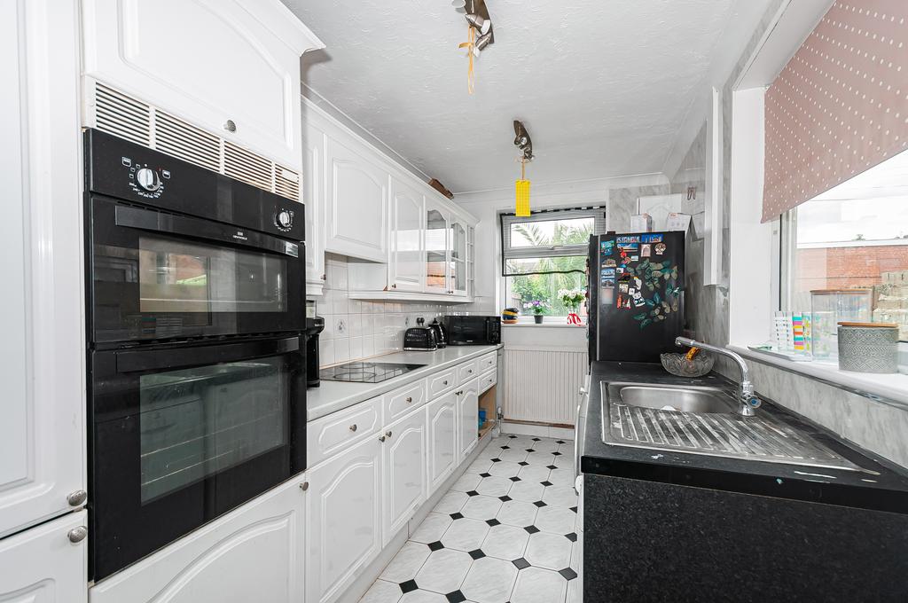 74 Adeline Street4