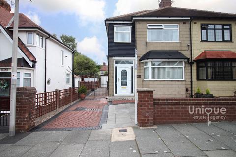 3 bedroom semi-detached house for sale, Inver Road, Bispham, Blackpool, FY2